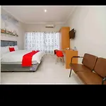 Reddoorz Near Jiexpo Kemayoran 2