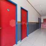 Ian Hotel Jaksa Mitra Reddoorz