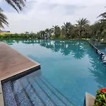 Luxurious Flat 2Br In Gold Coast Pik Penjaringan
