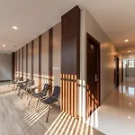 Urbanview Hotel Cengkareng Jakarta By Reddoorz