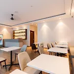 Urbanview Hotel Cengkareng Jakarta By Reddoorz