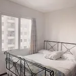 Urban Oasis Premium Staycation In Central Jakarta
