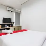 Reddoorz Plus Syariah Near Mall Pondok Indah