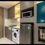 Gold Coast Apartemen Pik By Dluxx