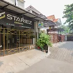 Reddoorz At Stariez Kemang