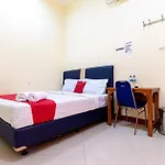 Reddoorz Near Kelapa Gading