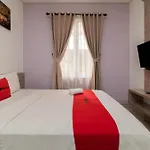 Reddoorz Syariah Near Prasetya Mulya Cilandak Campus