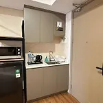 Goldcoast Studio Europe Sofabed Wifi Netflix