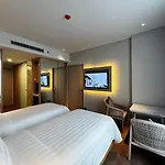 Ra Suites Simatupang