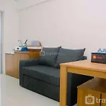 2Br Modern Fully Furnished Bassura City Apartment By Travelio
