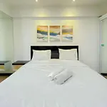 Comfortable Stay Studio At Kebagusan City Apartment By Travelio