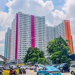Good Deal And Cozy Studio Green Pramuka City Apartment By Travelio