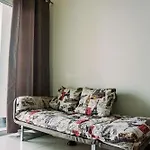 Modern Look 1Br Green Bay Condominium Apartment By Travelio