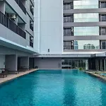 Spacious And Warm 2Br At Ciputra World 2 Apartment By Travelio
