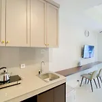 Simply Look Studio Room Vasaka Solterra Apartment By Travelio