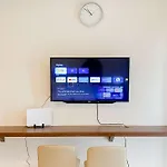 Simply Look Studio Room Vasaka Solterra Apartment By Travelio