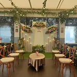 Azana Suites Hotel Antasari