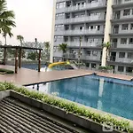 Comfort Studio At Daan Mogot City Apartment By Travelio