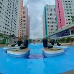Good Choice And Homey 2Br At Green Pramuka City Apartment By Travelio