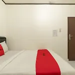 Reddoorz Near Pondok Indah Water Park