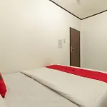 Reddoorz Near Pondok Indah Water Park