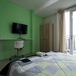 Cozy Studio Apartment In South Jakarta By Miapato