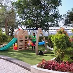 40 Percent Off 1Br City View Apartment In Superb Central Location