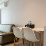 Brand New 2Br At Daan Mogot City Apartment By Travelio