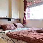 2Br Apt Green Pramuka With Pool & Wi-Fi By 2Ndhome