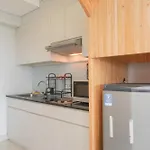 Comfy And Spacious 2Br Loft Apartment Maqna Residence By Travelio
