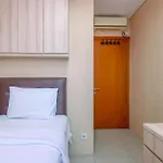 Nice And Comfort 2Br Apartment At Woodland Park Residence By Travelio
