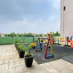Good And Homey 2Br At Nifarro Park Apartment By Travelio
