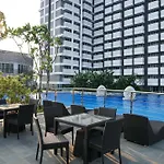 Cozy Living And Warm Studio Apartment At West Vista By Travelio