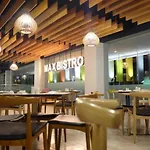 Maxonehotels.Com At Pemuda