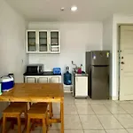 Apt Gading River View 2Br Wifi Pool