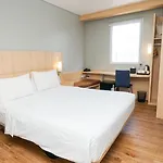 Ibis Jakarta Senen
