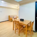 Cozy And Modern Look 2Br The Wave Kuningan Apartment By Travelio