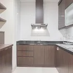 Comfort And Minimalist 3Br Apartment At Bellagio Residence By Travelio