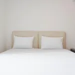 Comfort And Minimalist 3Br Apartment At Bellagio Residence By Travelio