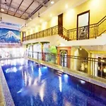 Amos Cozy Hotel Melawai