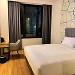 Qnz Hotel Jakarta