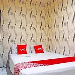 Oyo 91553 Lautze Raya Residence