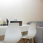 Minimalist 1Br At Kebagusan City Apartment By Travelio