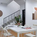 Cove Urooms Panglima Polim