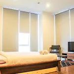 Homey And Warm 3Br Apartment At Ambassade Residences By Travelio