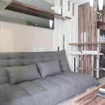 Well Appointed 1Br At The Wave Kuningan Apartment By Travelio
