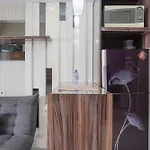 Well Appointed 1Br At The Wave Kuningan Apartment By Travelio