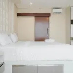 Fancy And Spacious 1Br Apartment At 26Th Floor L\'Avenue By Travelio