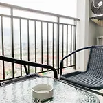 Nice And Private 1Br Apartment At Thamrin Residence By Travelio