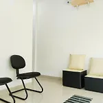 Themas Guest House